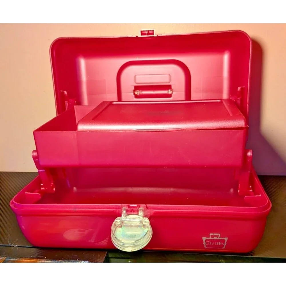 Caboodles  On-The-Go Girl cosmetic and Makeup Organizer Case Hot Pink